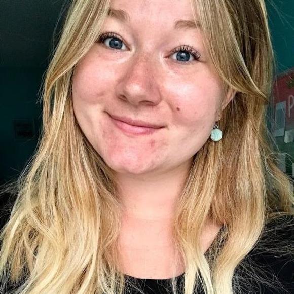 Meet your Posher, Elisabeth - Picture 1 of 1